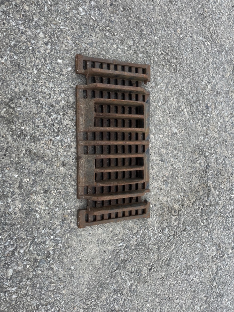 Grille fonte pour caniveau NW200